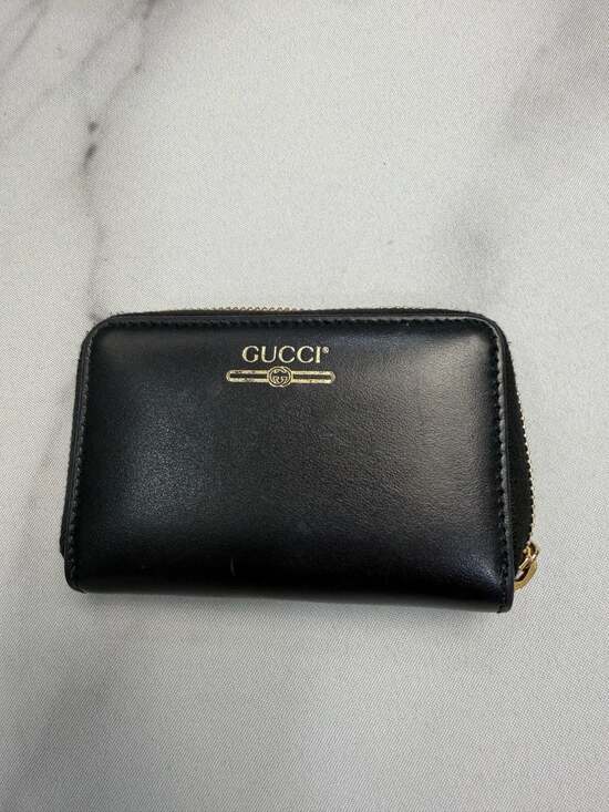 Gucci Other - Gucci Logo Print Black Leather Zip-Around Coin Case Card Wallet 547597